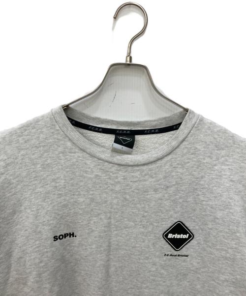 F.C.R.B.（エフシーレアルブリストル）F.C.R.B. (エフシーレアルブリストル) STAR APPLIQUE TEAM CREW NECK SWEAT グレー サイズ:Ｌの古着・服飾アイテム