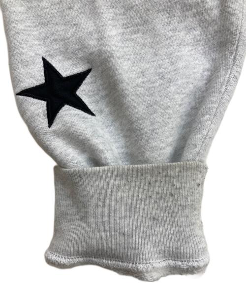 F.C.R.B.（エフシーレアルブリストル）F.C.R.B. (エフシーレアルブリストル) STAR APPLIQUE TEAM CREW NECK SWEAT グレー サイズ:Ｌの古着・服飾アイテム