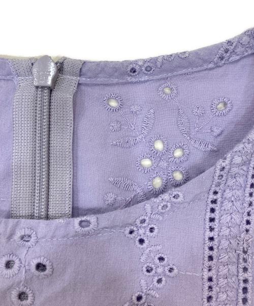 BLUE LABEL CRESTBRIDGE（ブルーレーベルクレストブリッジ）BLUE LABEL CRESTBRIDGE (ブルーレーベルクレストブリッジ) エンブロイダリーレースマキシワンピース ブルー サイズ:Mの古着・服飾アイテム