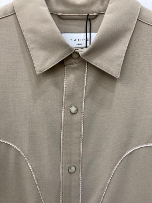 taupe（トープ）TAUPE (トープ) TWトロピカルウェスタンS/Sシャツ ベージュ サイズ:SIZE 2 未使用品の古着・服飾アイテム
