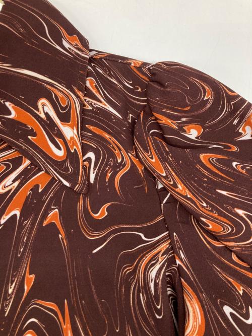 taupe（トープ）TAUPE (トープ) リキッドフロービッグカラーシャツ ブラウン サイズ:SIZE 1 未使用品の古着・服飾アイテム