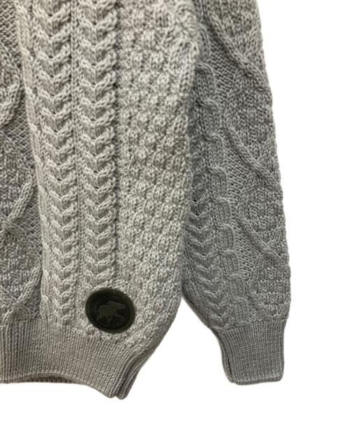 HUNTING WORLD（ハンティングワールド）HUNTING WORLD (ハンティングワールド) ケーブルニット グレー サイズ:Mの古着・服飾アイテム