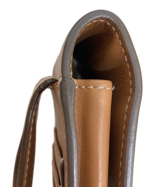 TOD'S（トッズ）TOD'S (トッズ) Tタイムレス レザー ショルダーバッグ ブラウンの古着・服飾アイテム