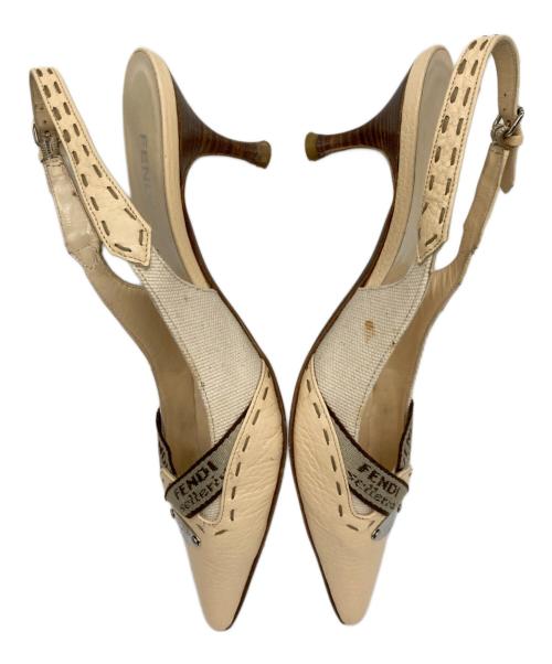 FENDI（フェンディ）FENDI (フェンディ) バックストラップパンプス ベージュ サイズ:SIZE 36 1/2の古着・服飾アイテム