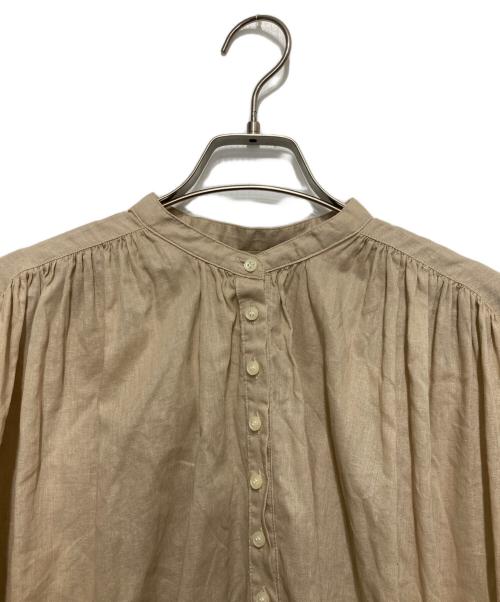 Spick and Span（スピック＆スパン）Spick and Span (スピックアンドスパン) コットンリネンギャザーフレンチスリーブシャツ ベージュ サイズ:FREEの古着・服飾アイテム
