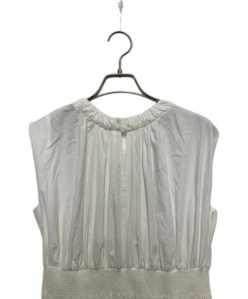 emmi atelier（エミアトリエ）emmi atelier (エミアトリエ) シャーリングフレアワンピース ホワイト サイズ:SIZE 0の古着・服飾アイテム