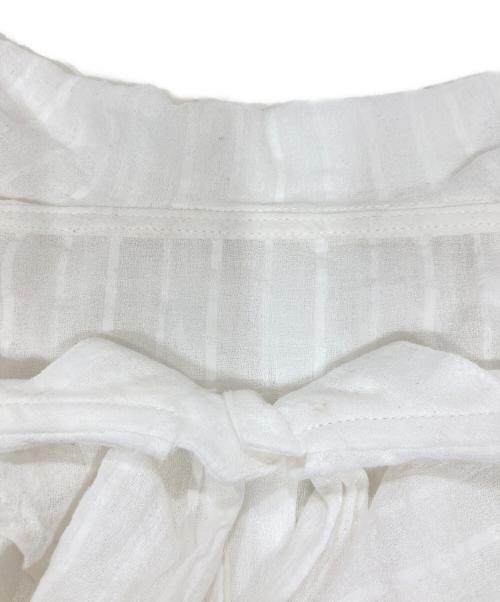 SLOBE IENA（スローブ イエナ）SLOBE IENA (スローブ イエナ) ストライプドビーラッフルブラウス ホワイト サイズ:なしの古着・服飾アイテム