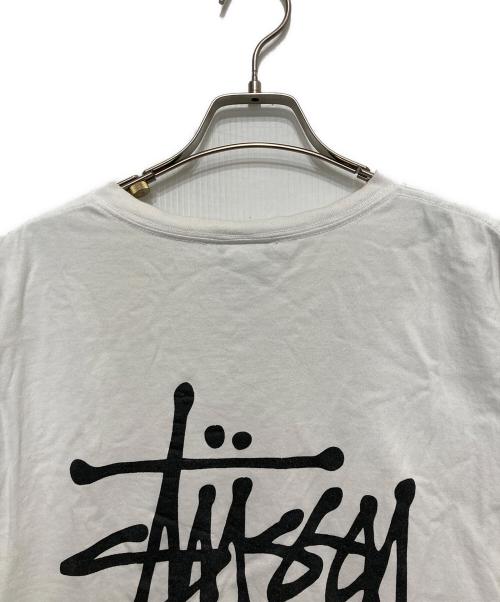 stussy（ステューシー）stussy (ステューシー) バックプリントTシャツ ホワイト サイズ:XLの古着・服飾アイテム