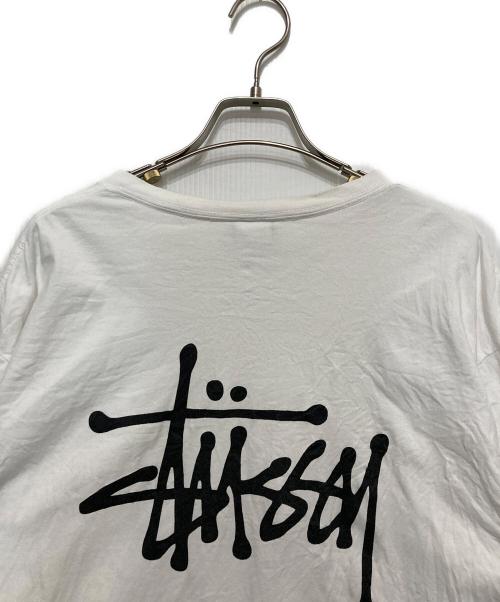 stussy（ステューシー）stussy (ステューシー) バックプリントTシャツ ホワイト サイズ:XLの古着・服飾アイテム