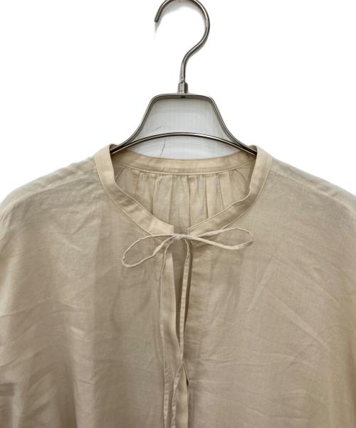 Whim Gazette（ウィムガゼット）Whim Gazette (ウィムガゼット) ローン2WAYギャザーブラウス ベージュ サイズ:FREEの古着・服飾アイテム