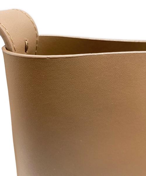 RIM.ARK（リムアーク）RIM.ARK (リムアーク) Leather bucket shoulder bag ブラウンの古着・服飾アイテム