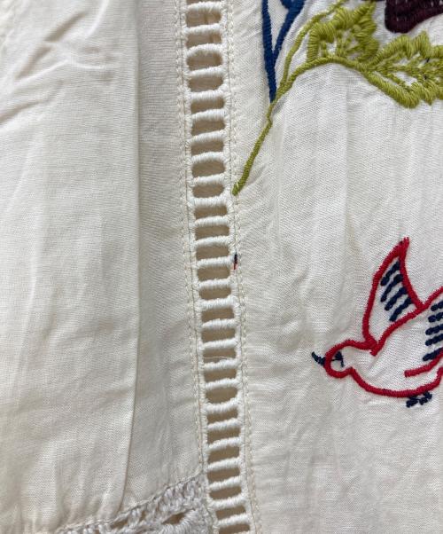 TODAYFUL（トゥデイフル）TODAYFUL (トゥデイフル) Embroidery Patchwork Trousers ベージュ サイズ:Sの古着・服飾アイテム