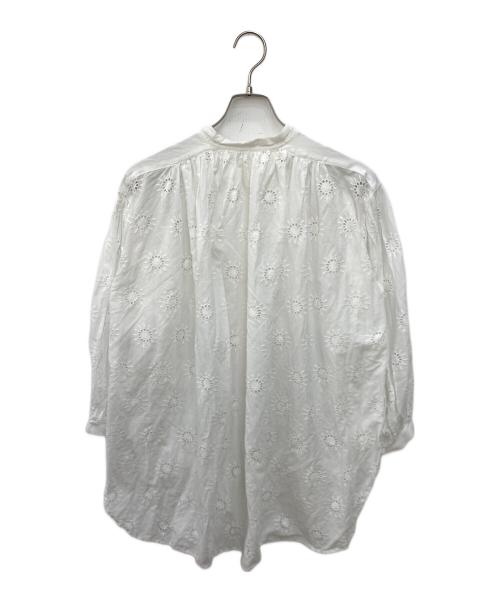 Audrey and John Wad（オードリーアンドジョンワッド）Audrey and John Wad (オードリーアンドジョンワッド) インドコットン刺繍ブラウス ホワイト サイズ:FREEの古着・服飾アイテム