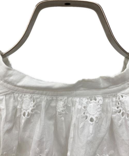 Audrey and John Wad（オードリーアンドジョンワッド）Audrey and John Wad (オードリーアンドジョンワッド) インドコットン刺繍ブラウス ホワイト サイズ:FREEの古着・服飾アイテム