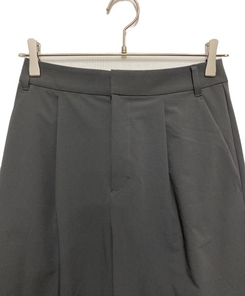 ARPEGE STORY（アルページュストーリー）Arpege story (アルページュストーリー) ドライカーヴィーパンツ グレー サイズ:1の古着・服飾アイテム