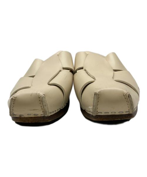 HEREU（ヘリュー）HEREU (ヘリュー) LICIA Square Toe Fisherman Mule Clog ベージュ サイズ:36の古着・服飾アイテム