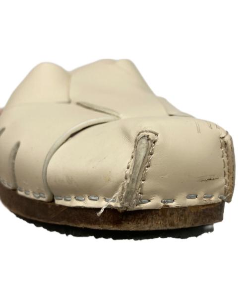 HEREU（ヘリュー）HEREU (ヘリュー) LICIA Square Toe Fisherman Mule Clog ベージュ サイズ:36の古着・服飾アイテム