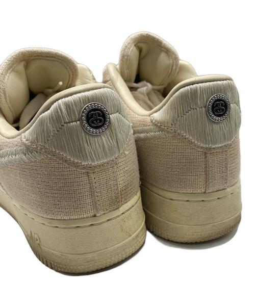 NIKE（ナイキ）NIKE (ナイキ) stussy (ステューシー) AIR FORCE1 ベージュ サイズ:28cmの古着・服飾アイテム