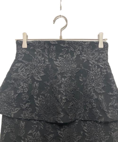 HER LIP TO（ハーリップトゥ）Her lip to (ハーリップトゥ) Floral Jacquard Peplum Skirt ブラック サイズ:Mの古着・服飾アイテム