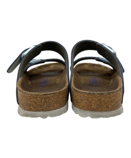 BIRKENSTOCK（ビルケンシュトック）BIRKENSTOCK (ビルケンシュトック) ARIZONA コンフォートサンダル シルバー サイズ:22.5の古着・服飾アイテム