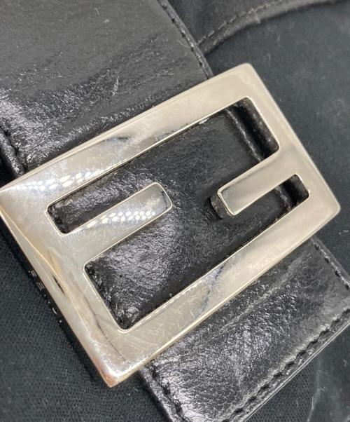 FENDI（フェンディ）FENDI (フェンディ) ワンショルダーバッグ ブラックの古着・服飾アイテム