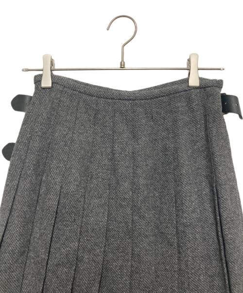 O'NEIL OF DUBLIN（オニールオブダブリン）O'NEIL OF DUBLIN (オニールオブダブリン) Spick and Span (スピックアンドスパン) 別注キルトスカート グレー サイズ:SIZE 34の古着・服飾アイテム