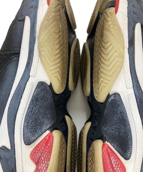 BALENCIAGA（バレンシアガ）BALENCIAGA (バレンシアガ) TRIPLE S ブラック サイズ:27.5の古着・服飾アイテム