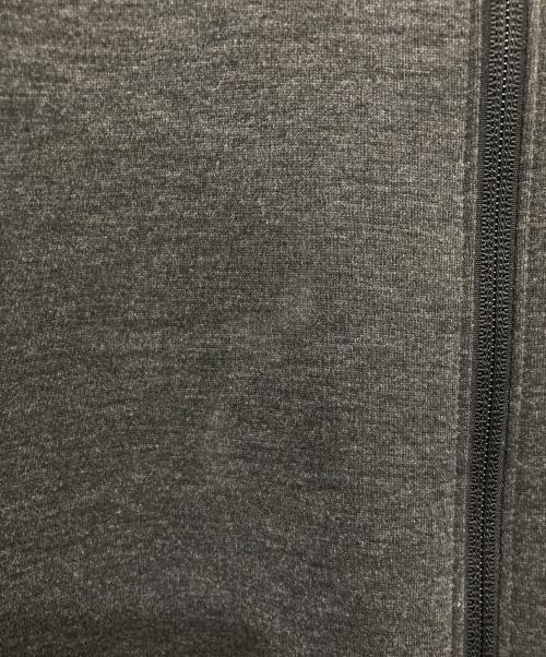 THE NORTH FACE（ザ ノース フェイス）THE NORTH FACE (ザ ノース フェイス) リバーシブルテックエアーフーディ グレー サイズ:Lの古着・服飾アイテム