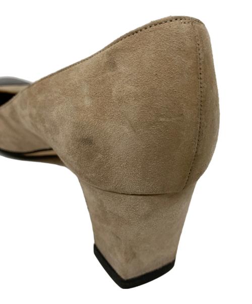 Manolo Blahnik（マノロブラニク）Manolo Blahnik (マノロブラニク) バイカラーヒールパンプス ブラウン サイズ:SIZE 37 1/2の古着・服飾アイテム