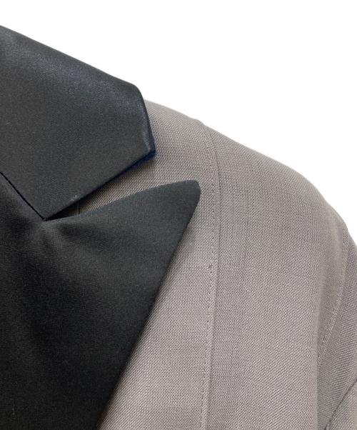 sacai（サカイ）sacai (サカイ) Suiting Pleated blazer / 異素材バックプリーツスーチングベルテッドジャケット グレー サイズ:1の古着・服飾アイテム