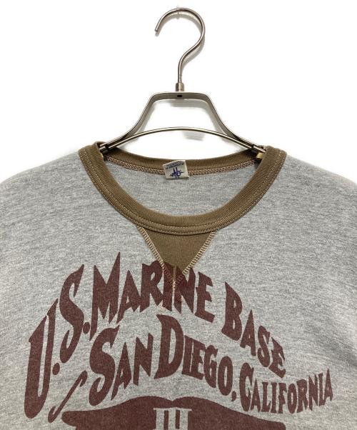 TOYS MCCOY（トイズマッコイ）TOYS McCOY (トイズマッコイ) リンガーTシャツ グレー サイズ:Lの古着・服飾アイテム