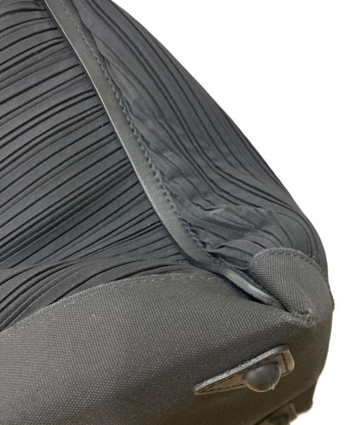 PLEATS PLEASE（プリーツプリーズ）PLEATS PLEASE (プリーツプリーズ) BIAS PLEATS BAG ブラックの古着・服飾アイテム