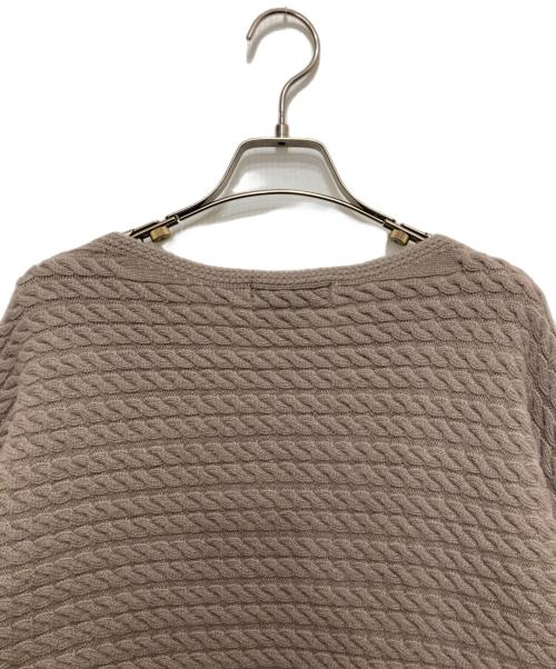 UNTITLED（アンタイトル）UNTITLED (アンタイトル) ルーチェカシミヤウールケーブルニット ベージュ サイズ:SIZE 48 未使用品の古着・服飾アイテム