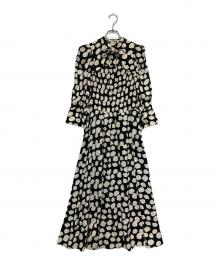 Snidel（スナイデル）の古着「デコルテオープンドットプリントワンピース」｜ブラック