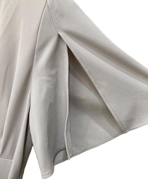 JUSGLITTY（ジャスグリッティー）JUSGLITTY (ジャスグリッティー) 切替ワンピース ベージュ サイズ:M 未使用品の古着・服飾アイテム