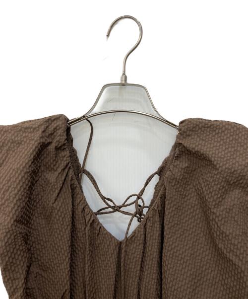 COCODEAL（ココディール）COCODEAL (ココディール) サッカーノースリーブワンピース ブラウン サイズ:M 未使用品の古着・服飾アイテム