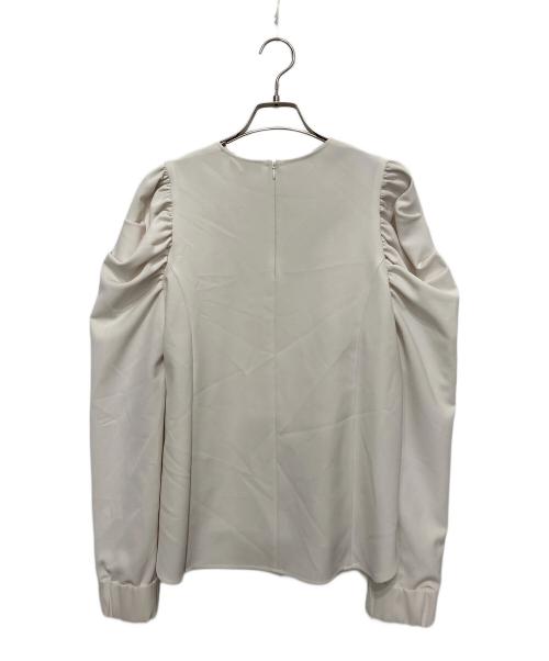 YORI（ヨリ）yori (ヨリ) タックショルダーブラウス アイボリー サイズ:SIZE 36の古着・服飾アイテム