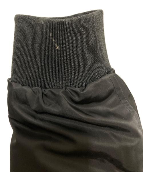 ARMANI EXCHANGE（アルマーニ エクスチェンジ）ARMANI EXCHANGE (アルマーニ エクスチェンジ) リバーシブルジャケット ブラック×ホワイト サイズ:Sの古着・服飾アイテム