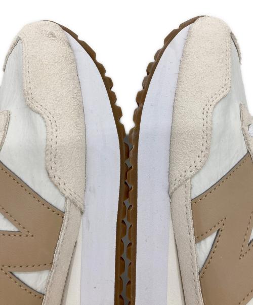NEW BALANCE（ニューバランス）NEW BALANCE (ニューバランス) ローカットスニーカー ベージュ サイズ:23㎝の古着・服飾アイテム