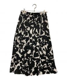 UNITED ARROWS TOKYO（ユナイテッドアローズトウキョウ）の古着「サテン プリント スカート」｜ブラック