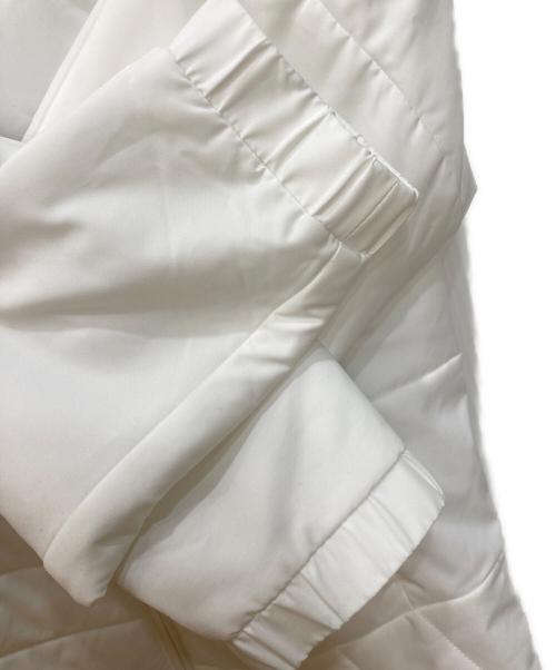 DECENT（デサント）DECENT (デサント) モバイルサーモ 中わたジャケット ホワイト サイズ:Mの古着・服飾アイテム