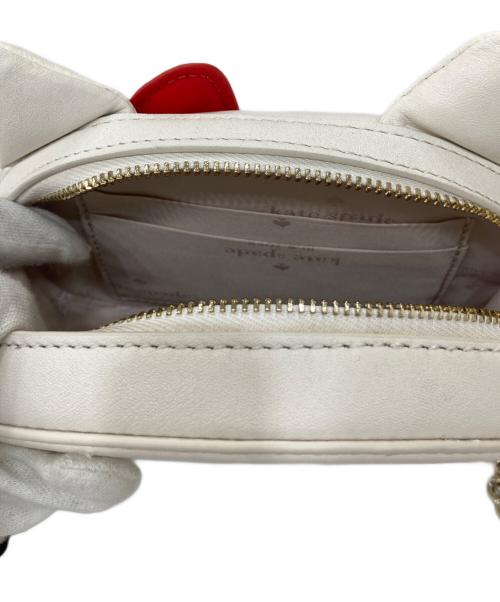 Kate Spade（ケイトスペード）Kate Spade (ケイトスペード) HELLO KITTY (ハローキティ) 3D Crossbody Bag アイボリー 未使用品の古着・服飾アイテム