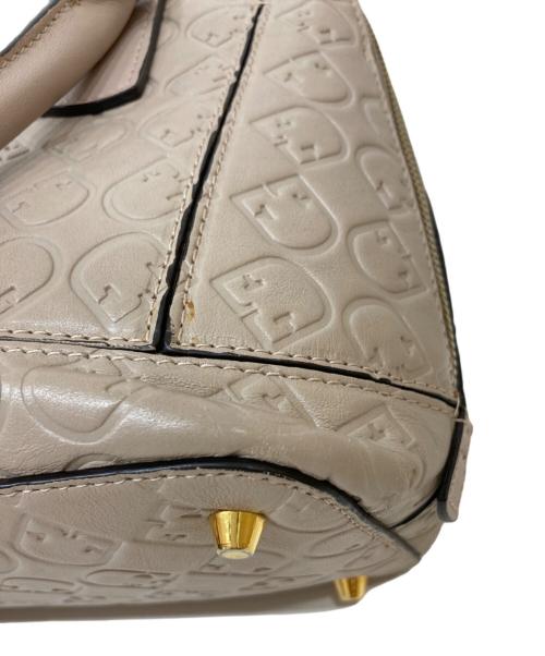 FURLA（フルラ）FURLA (フルラ) ファンタスティカSドーム 2WAYバッグ ベージュの古着・服飾アイテム