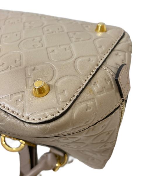 FURLA（フルラ）FURLA (フルラ) ファンタスティカSドーム 2WAYバッグ ベージュの古着・服飾アイテム