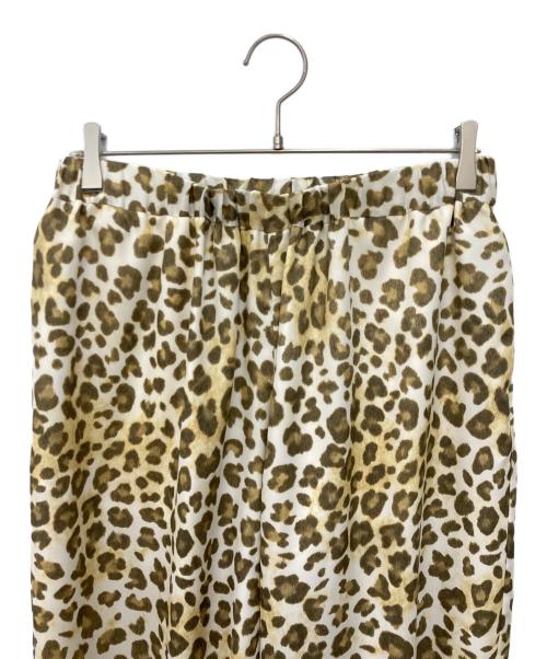 journal standard luxe（ジャーナルスタンダード ラックス）JOURNAL STANDARD LUXE (ジャーナルスタンダード ラックス) バックサテンレオパ イージーパンツ ベージュ サイズ:不明の古着・服飾アイテム