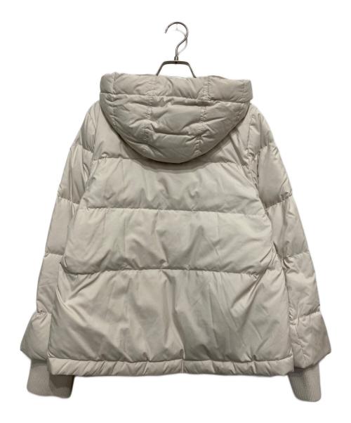 BLUE LABEL CRESTBRIDGE（ブルーレーベルクレストブリッジ）BLUE LABEL CRESTBRIDGE (ブルーレーベルクレストブリッジ) ダウンジャケット アイボリー サイズ:SIZE 38の古着・服飾アイテム