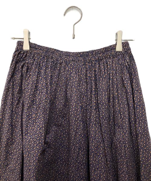 homspun（ホームスパン）homspun (ホームスパン) キャラコ小花プリントギャザースカート ネイビー サイズ:Ｓの古着・服飾アイテム
