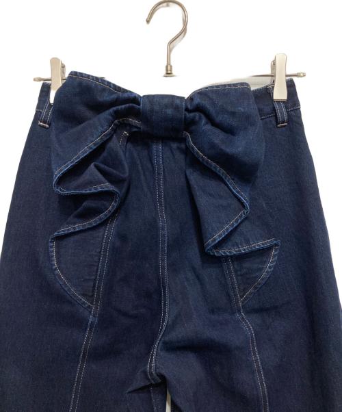 Resexxy（リゼクシー）RESEXXY (リゼクシー) バックリボンデニムパンツ インディゴ サイズ:M 未使用品の古着・服飾アイテム