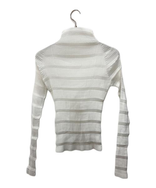 ISSEY MIYAKE（イッセイミヤケ）ISSEY MIYAKE (イッセイミヤケ) タートルネックプリーツカットソー ホワイト サイズ:Mの古着・服飾アイテム