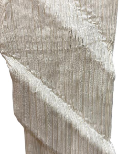 ISSEY MIYAKE（イッセイミヤケ）ISSEY MIYAKE (イッセイミヤケ) プリーツカットソー ホワイト サイズ:Mの古着・服飾アイテム